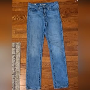Women's skinny jeans